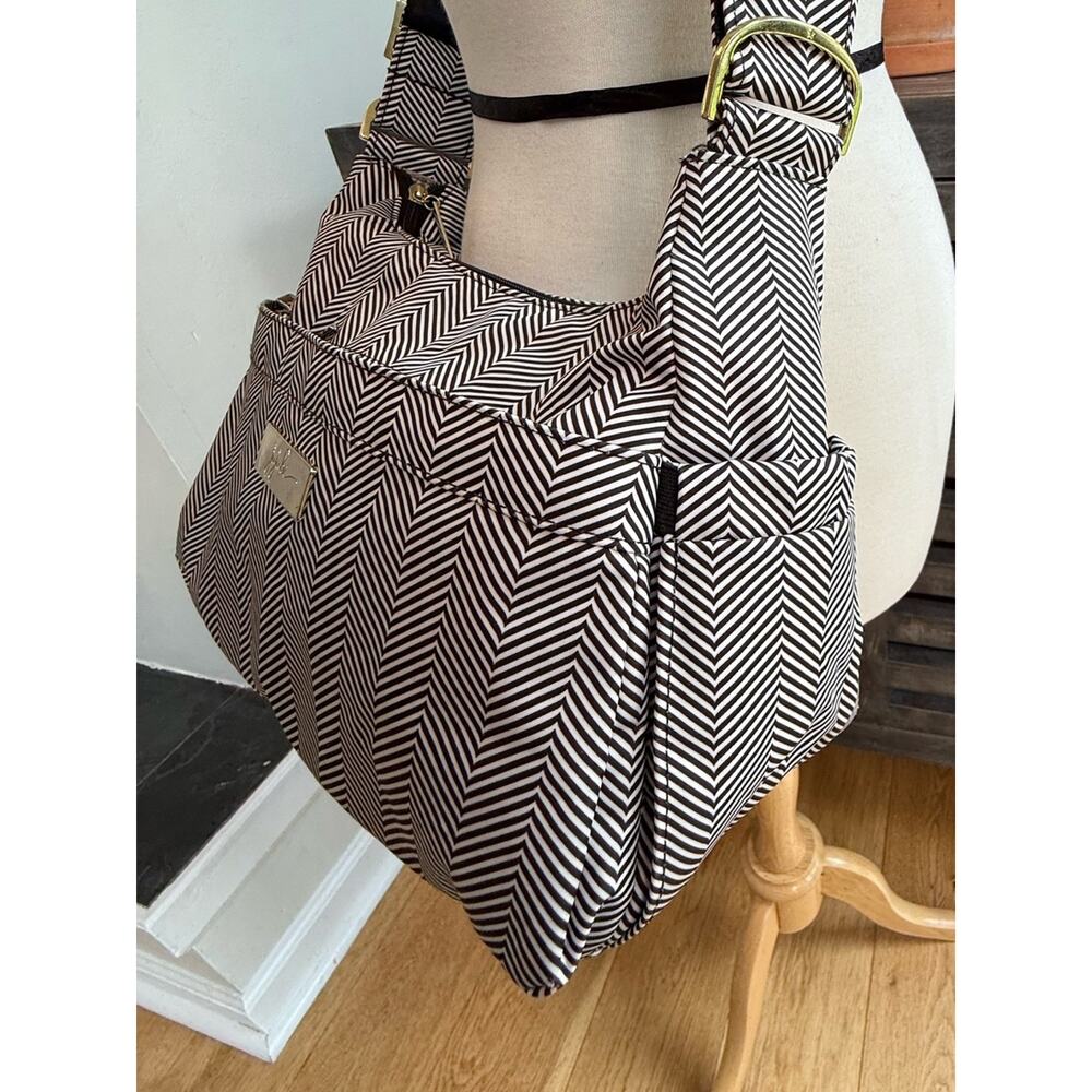 JuJuBe HoboBe Diaper Bag Onyx Black Magic Chevron Crossbody Shoulder Bag NWOT - Picture 5 of 15